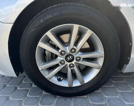 Хендай Соната, об'ємом двигуна 2.4 л та пробігом 196 тис. км за 8700 $, фото 14 на Automoto.ua