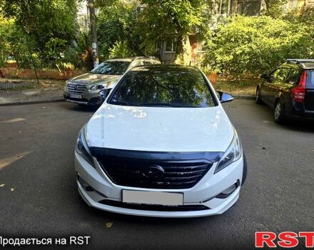 Хендай Соната, объемом двигателя 2 л и пробегом 205 тыс. км за 10000 $, фото 2 на Automoto.ua