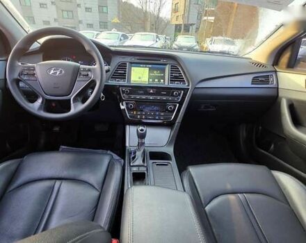 Хендай Соната, объемом двигателя 0 л и пробегом 240 тыс. км за 11290 $, фото 7 на Automoto.ua