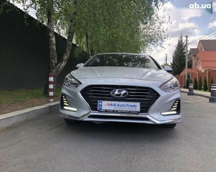 Хендай Соната 2017 в Киеве на Automoto.ua Хендай Соната, объемом двигателя 2 л и пробегом 455 тыс. км за 10990 $, фото 1 на Automoto.ua