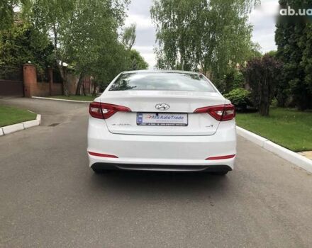 Хендай Соната, об'ємом двигуна 2 л та пробігом 435 тис. км за 10490 $, фото 7 на Automoto.ua