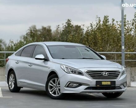 Хендай Соната, об'ємом двигуна 2 л та пробігом 359 тис. км за 8900 $, фото 6 на Automoto.ua