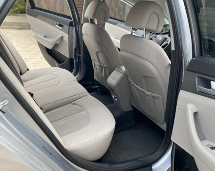 Хендай Соната, объемом двигателя 2.36 л и пробегом 156 тыс. км за 10500 $, фото 8 на Automoto.ua