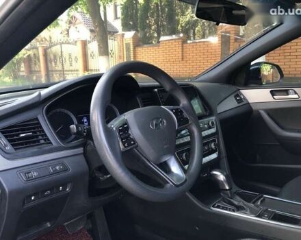 Хендай Соната, об'ємом двигуна 2 л та пробігом 389 тис. км за 11290 $, фото 9 на Automoto.ua