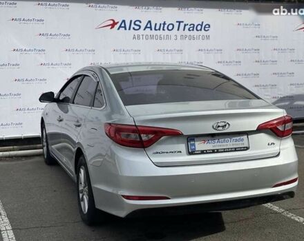 Хендай Соната 2017 в Киеве на Automoto.ua Хендай Соната, объемом двигателя 2 л и пробегом 380 тыс. км за 10790 $, фото 5 на Automoto.ua