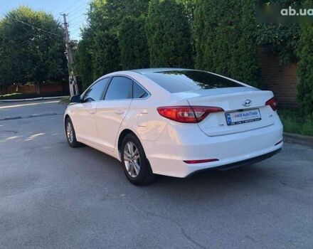 Хендай Соната, об'ємом двигуна 2 л та пробігом 267 тис. км за 11290 $, фото 5 на Automoto.ua