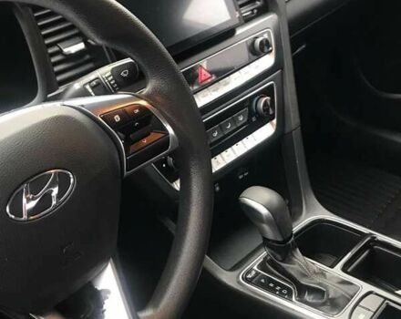 Хендай Соната 2017 у Києві на Automoto.ua Хендай Соната, об'ємом двигуна 2 л та пробігом 304 тис. км за 11990 $, фото 8 на Automoto.ua