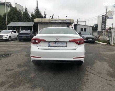 Хендай Соната, об'ємом двигуна 2 л та пробігом 385 тис. км за 10290 $, фото 4 на Automoto.ua