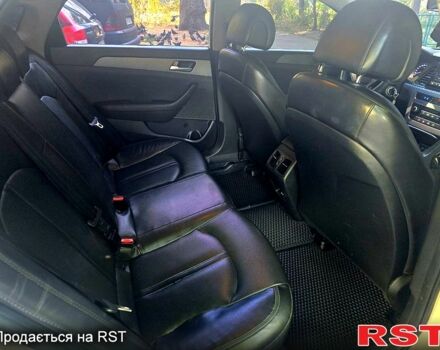 Хендай Соната, объемом двигателя 2 л и пробегом 205 тыс. км за 10000 $, фото 3 на Automoto.ua