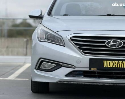 Хендай Соната, об'ємом двигуна 2 л та пробігом 359 тис. км за 8900 $, фото 4 на Automoto.ua