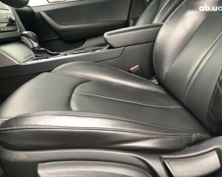 Хендай Соната, об'ємом двигуна 2 л та пробігом 385 тис. км за 10290 $, фото 12 на Automoto.ua