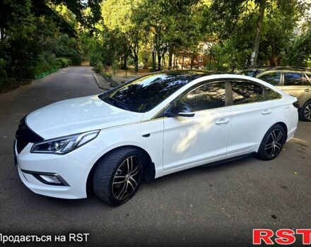 Хендай Соната, объемом двигателя 2 л и пробегом 205 тыс. км за 10000 $, фото 5 на Automoto.ua