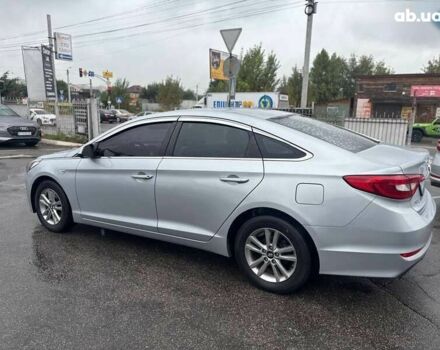 Хендай Соната 2017 в Киеве на Automoto.ua Хендай Соната, объемом двигателя 2 л и пробегом 397 тыс. км за 9990 $, фото 5 на Automoto.ua