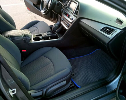 Хендай Соната, об'ємом двигуна 2.4 л та пробігом 108 тис. км за 13000 $, фото 4 на Automoto.ua