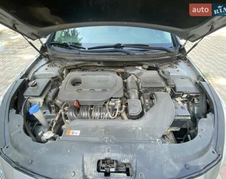 Хендай Соната, объемом двигателя 2.36 л и пробегом 156 тыс. км за 10500 $, фото 12 на Automoto.ua