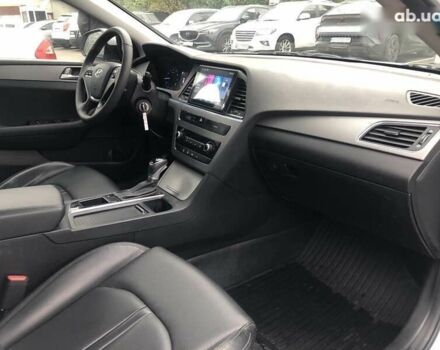 Хендай Соната, об'ємом двигуна 2 л та пробігом 385 тис. км за 10290 $, фото 10 на Automoto.ua