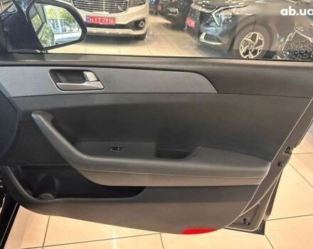 Хендай Соната, об'ємом двигуна 2 л та пробігом 287 тис. км за 11500 $, фото 21 на Automoto.ua