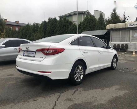Хендай Соната, об'ємом двигуна 2 л та пробігом 385 тис. км за 10290 $, фото 5 на Automoto.ua