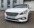 Хендай Соната 2017 у Києві на Automoto.ua Хендай Соната, об'ємом двигуна 2 л та пробігом 339 тис. км за 10690 $, фото 1 на Automoto.ua