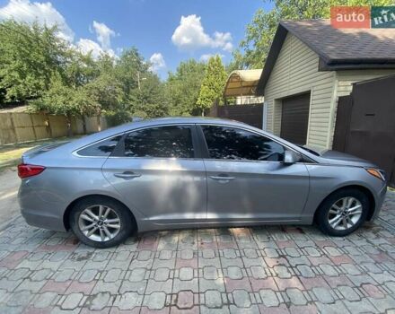 Хендай Соната, объемом двигателя 2.36 л и пробегом 156 тыс. км за 10500 $, фото 2 на Automoto.ua