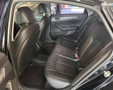 Хендай Соната, об'ємом двигуна 2 л та пробігом 287 тис. км за 11500 $, фото 16 на Automoto.ua