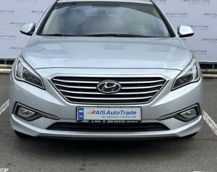 Хендай Соната 2017 в Киеве на Automoto.ua Хендай Соната, объемом двигателя 2 л и пробегом 380 тыс. км за 10790 $, фото 1 на Automoto.ua