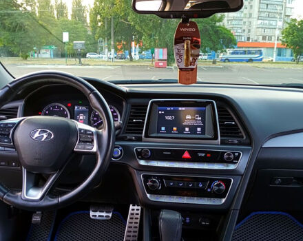 Хендай Соната, об'ємом двигуна 2.4 л та пробігом 108 тис. км за 13000 $, фото 8 на Automoto.ua