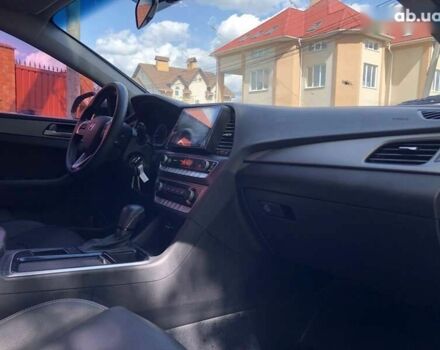 Хендай Соната 2017 в Киеве на Automoto.ua Хендай Соната, объемом двигателя 2 л и пробегом 455 тыс. км за 10990 $, фото 10 на Automoto.ua