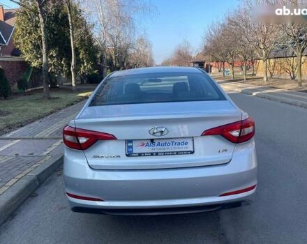 Хендай Соната 2017 в Киеве на Automoto.ua Хендай Соната, объемом двигателя 2 л и пробегом 352 тыс. км за 10790 $, фото 3 на Automoto.ua