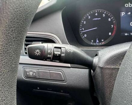 Хендай Соната 2017 в Киеве на Automoto.ua Хендай Соната, объемом двигателя 2 л и пробегом 190 тыс. км за 11990 $, фото 15 на Automoto.ua