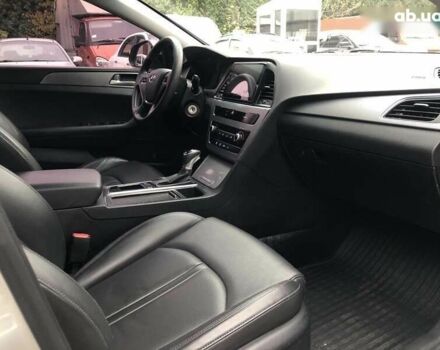 Хендай Соната, объемом двигателя 2 л и пробегом 354 тыс. км за 10990 $, фото 6 на Automoto.ua