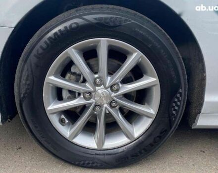 Хендай Соната, объемом двигателя 2 л и пробегом 388 тыс. км за 11490 $, фото 10 на Automoto.ua