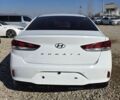 Хендай Соната 2018 в Киеве на Automoto.ua Хендай Соната, объемом двигателя 2 л и пробегом 306 тыс. км за 12490 $, фото 2 на Automoto.ua