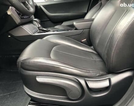 Хендай Соната, объемом двигателя 2 л и пробегом 354 тыс. км за 10990 $, фото 8 на Automoto.ua