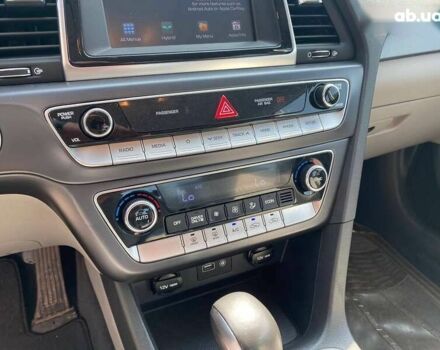 Хендай Соната, об'ємом двигуна 0 л та пробігом 137 тис. км за 14300 $, фото 13 на Automoto.ua
