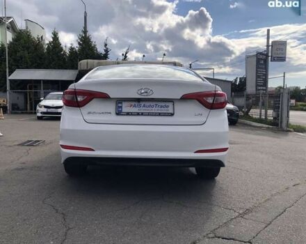 Хендай Соната, об'ємом двигуна 2 л та пробігом 406 тис. км за 11190 $, фото 3 на Automoto.ua