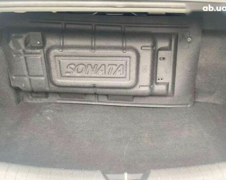 Хендай Соната, объемом двигателя 2 л и пробегом 388 тыс. км за 11490 $, фото 11 на Automoto.ua