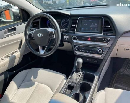 Хендай Соната, об'ємом двигуна 0 л та пробігом 137 тис. км за 14300 $, фото 9 на Automoto.ua