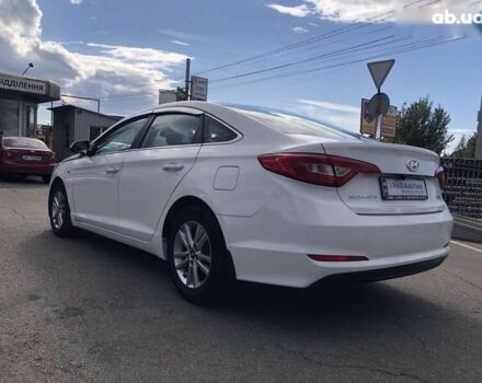 Хендай Соната, об'ємом двигуна 2 л та пробігом 406 тис. км за 11190 $, фото 6 на Automoto.ua