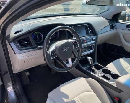 Хендай Соната, об'ємом двигуна 0 л та пробігом 137 тис. км за 14300 $, фото 10 на Automoto.ua