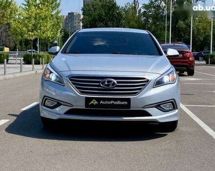 Хендай Соната, об'ємом двигуна 2 л та пробігом 207 тис. км за 13600 $, фото 2 на Automoto.ua