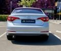 Хендай Соната, об'ємом двигуна 2 л та пробігом 207 тис. км за 13600 $, фото 5 на Automoto.ua