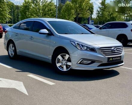 Хендай Соната, об'ємом двигуна 2 л та пробігом 207 тис. км за 13600 $, фото 3 на Automoto.ua