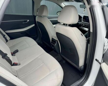 Хендай Соната, об'ємом двигуна 0 л та пробігом 120 тис. км за 21900 $, фото 18 на Automoto.ua