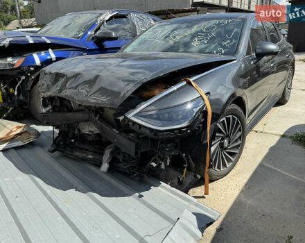 Хендай Соната, объемом двигателя 2.5 л и пробегом 124 тыс. км за 13000 $, фото 2 на Automoto.ua