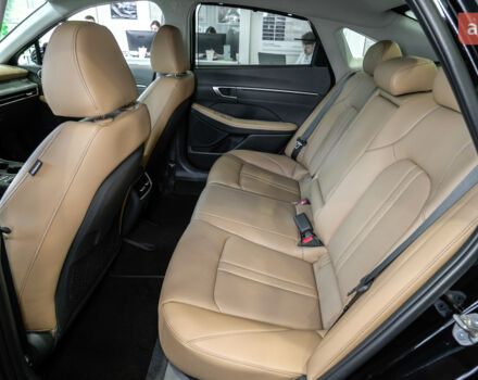 купить новое авто Хендай Соната 2024 года от официального дилера Hyundai центр Львів Хендай фото