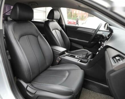 Хендай Соната, объемом двигателя 2 л и пробегом 97 тыс. км за 16000 $, фото 7 на Automoto.ua