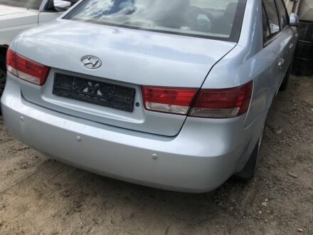 Хендай Соната, объемом двигателя 2.4 л и пробегом 130 тыс. км за 2000 $, фото 1 на Automoto.ua