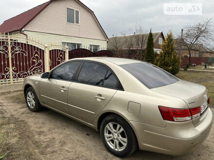 Хендай Соната, об'ємом двигуна 2 л та пробігом 341 тис. км за 6700 $, фото 1 на Automoto.ua