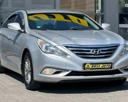 Хендай Соната, объемом двигателя 2 л и пробегом 241 тыс. км за 8800 $, фото 1 на Automoto.ua